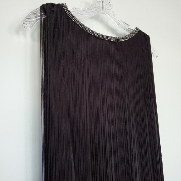 NWOT Frank Lyman Fringe Top - Picture 2 of 13